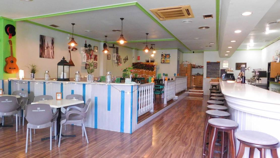 Sale - Commercial property - Orihuela - Torremendo