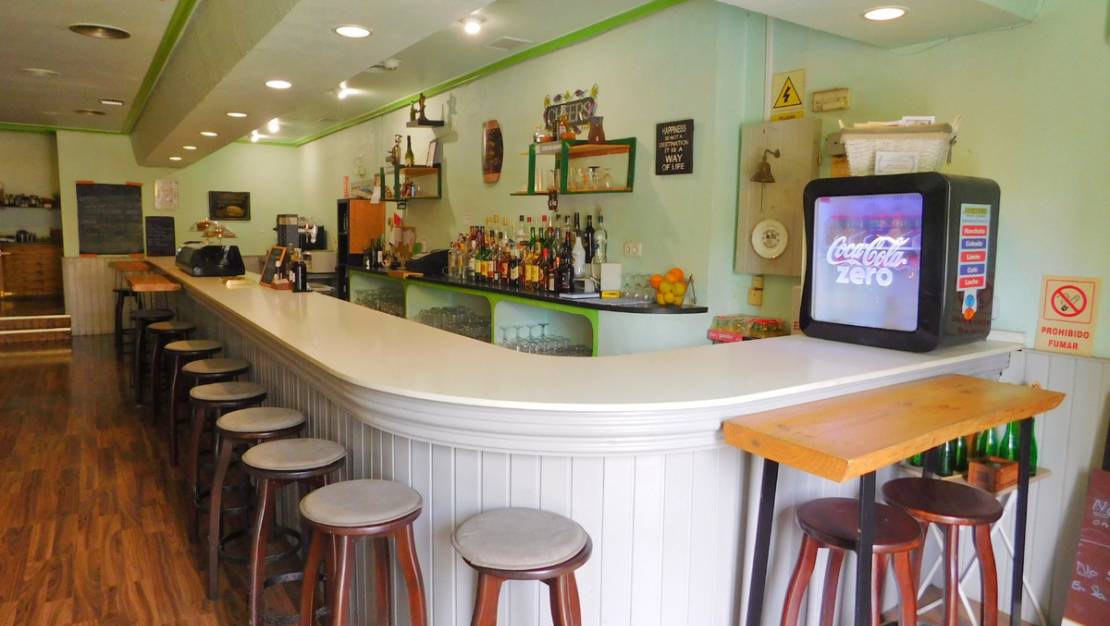 Sale - Commercial property - Orihuela - Torremendo