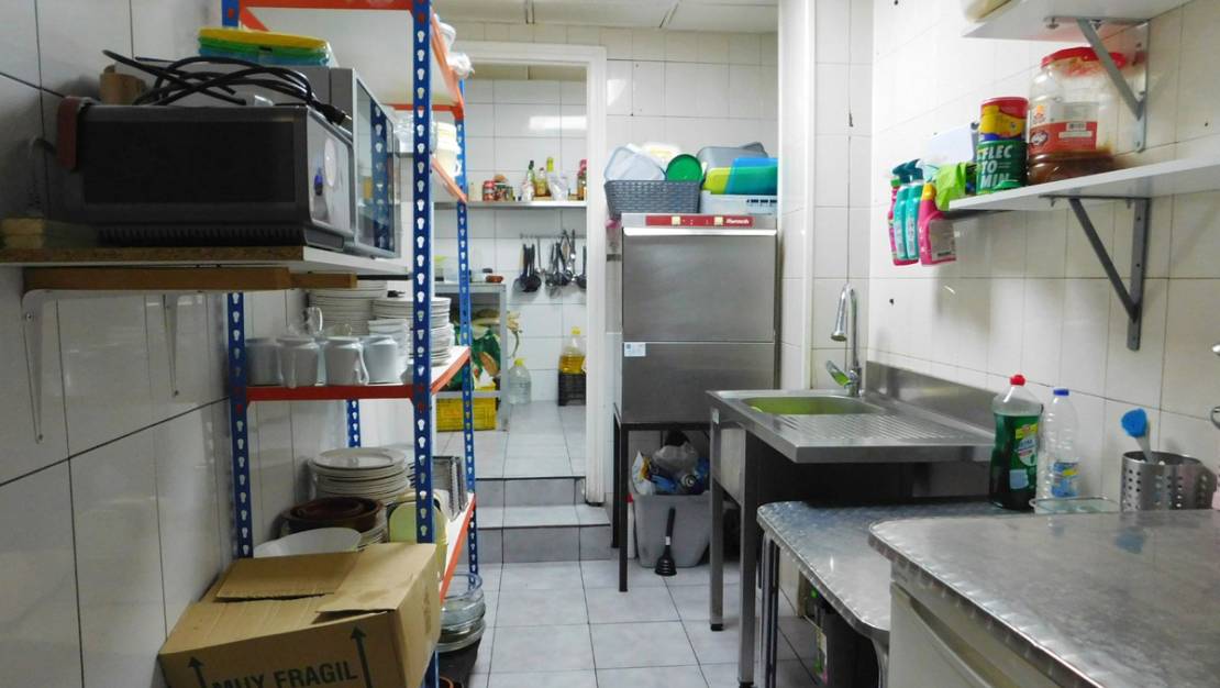 Sale - Commercial property - Orihuela - Torremendo