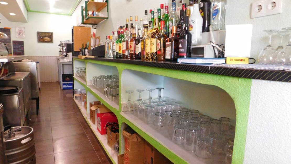 Sale - Commercial property - Orihuela - Torremendo