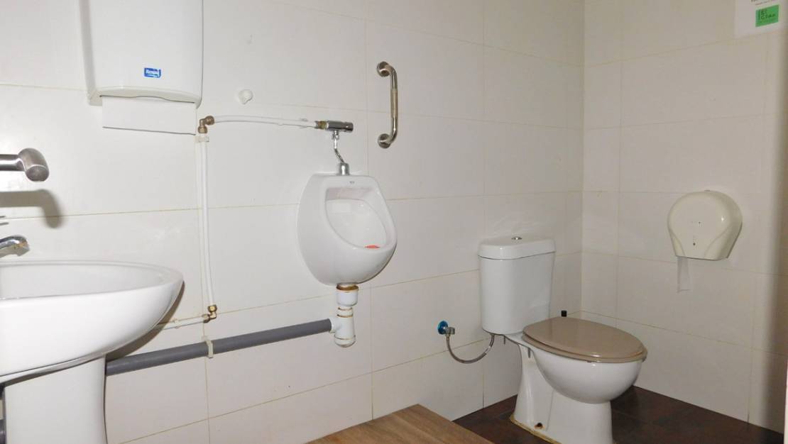 Sale - Commercial property - Orihuela - Torremendo