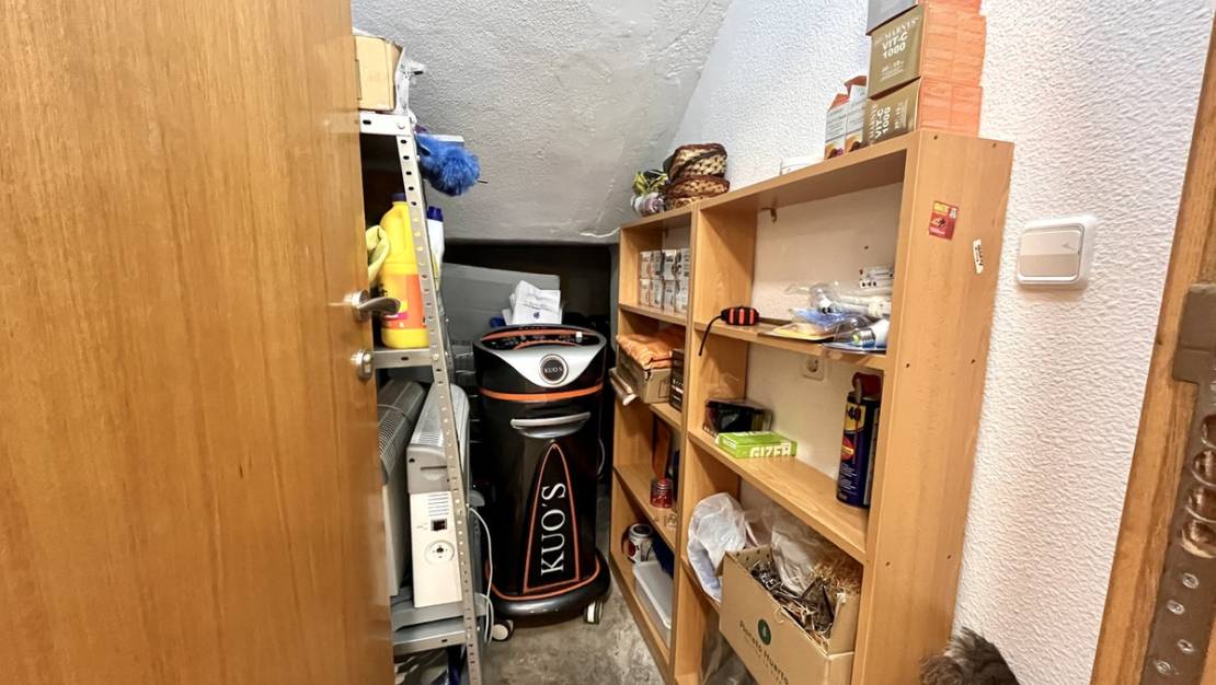 Sale - Commercial property - Orihuela - Villamartin