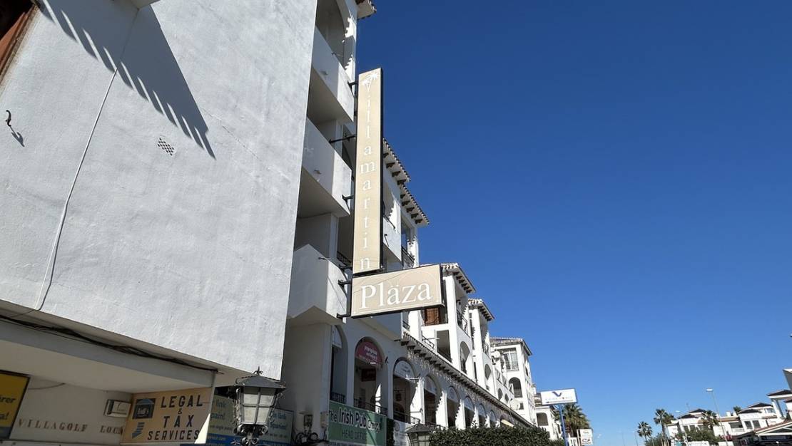 Sale - Commercial property - Orihuela - Villamartin