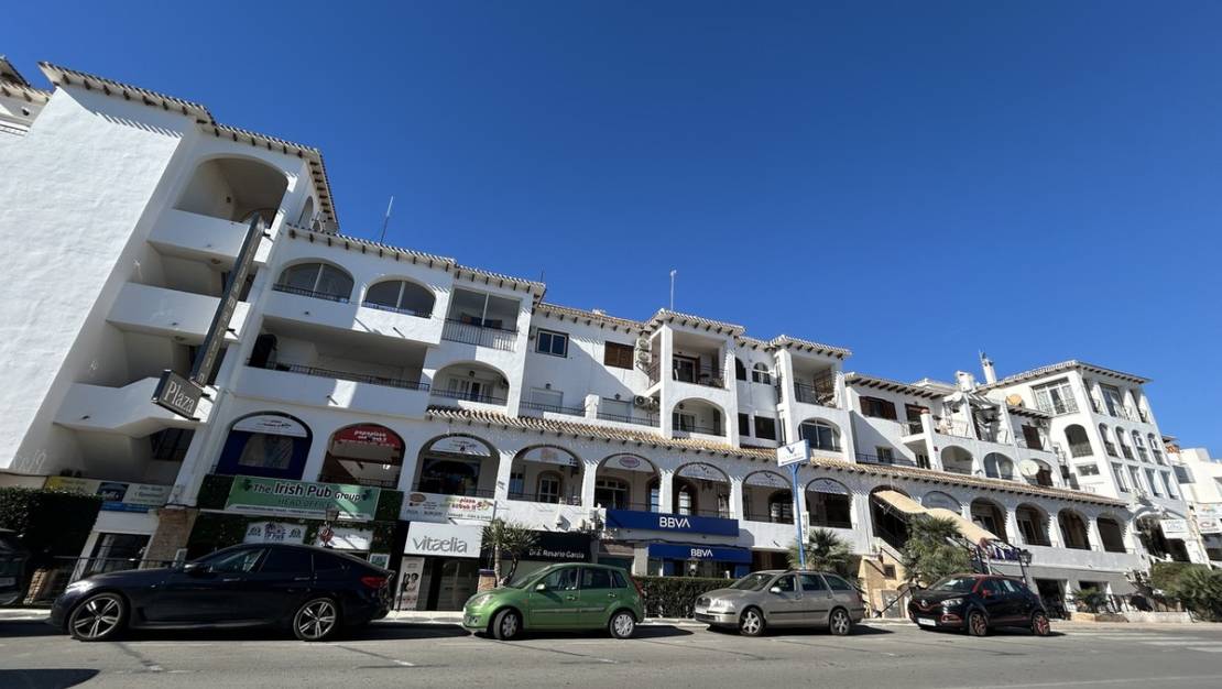 Sale - Commercial property - Orihuela - Villamartin