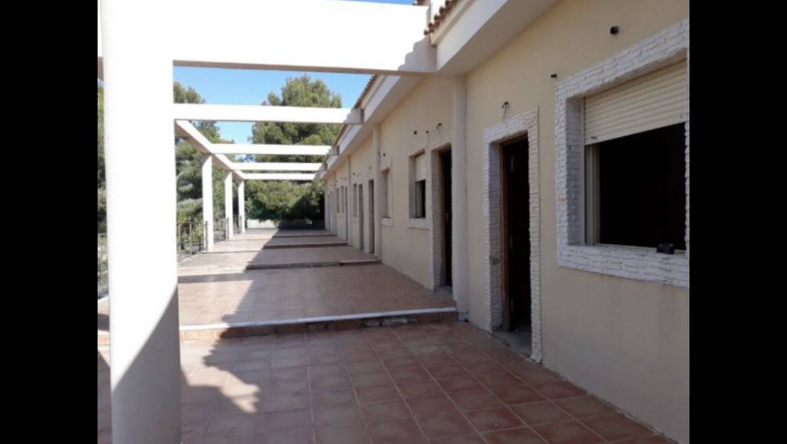 Sale - Commercial property - Pilar de la Horadada - Pinar de Campoverde