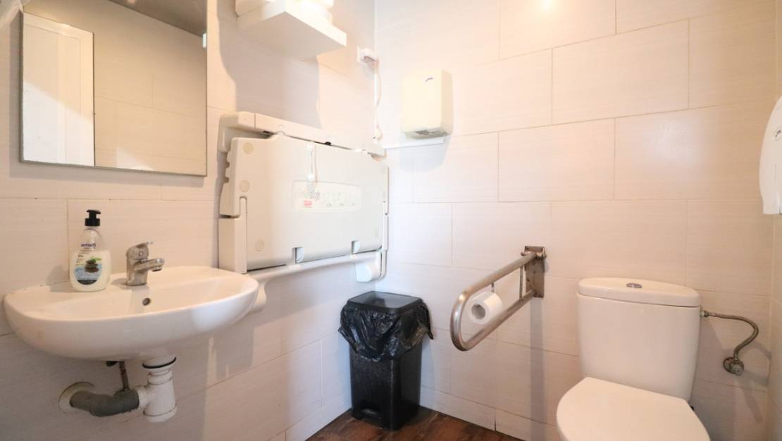 Sale - Commercial property - Rojales - Doña Pepa