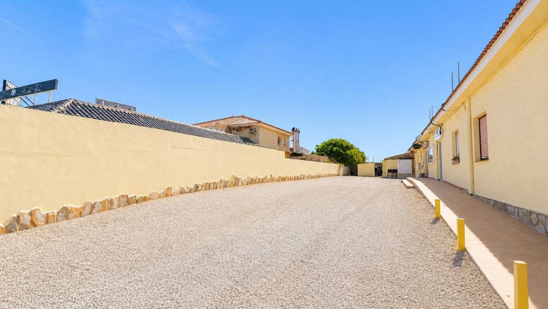 Sale - Commercial property - Rojales - Doña Pepa