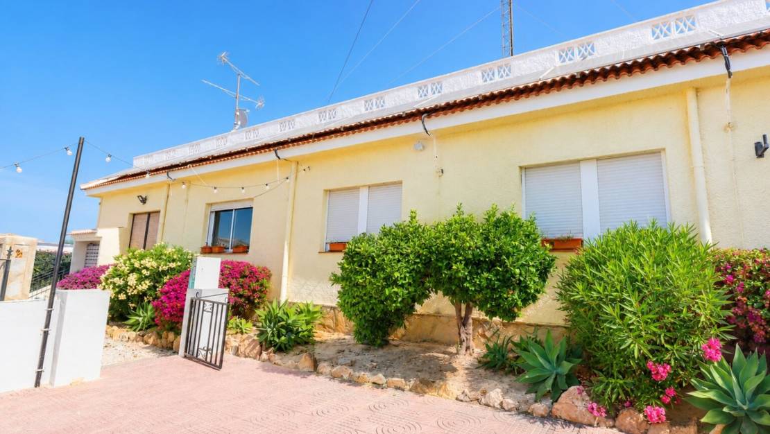 Sale - Commercial property - Rojales - Doña Pepa