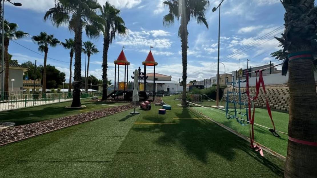 Sale - Commercial property - San Fulgencio - San Fulgencio Centro