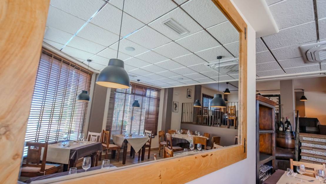 Sale - Commercial property - San Miguel de Salinas - San Miguel de Salinas Centro