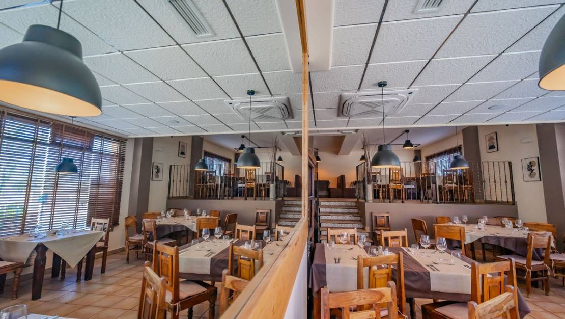 Sale - Commercial property - San Miguel de Salinas - San Miguel de Salinas Centro