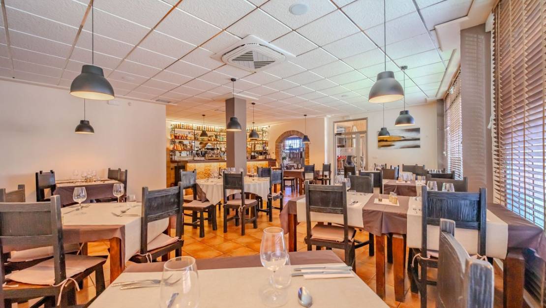 Sale - Commercial property - San Miguel de Salinas - San Miguel de Salinas Centro