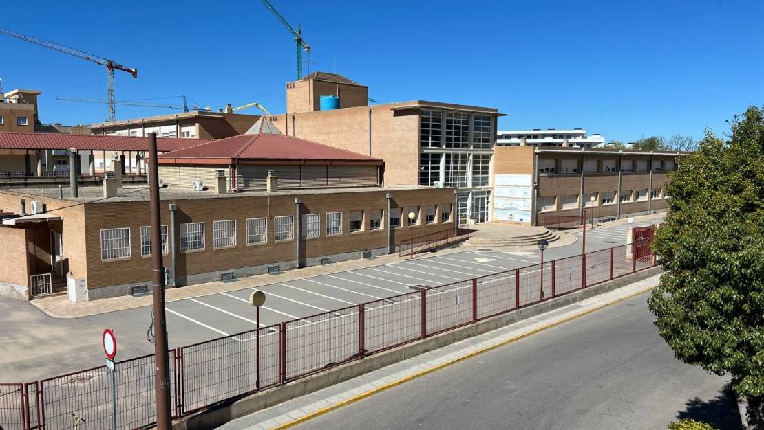 Sale - Commercial property - San Miguel de Salinas