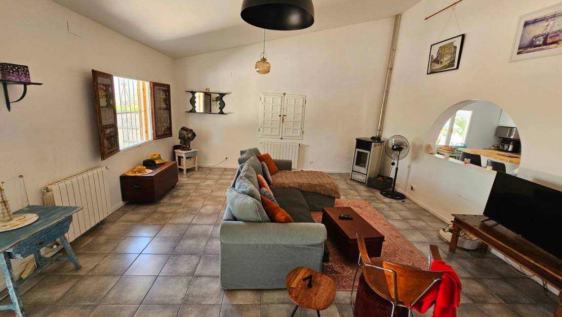 Sale - Commercial property - Sax - Sax Centro