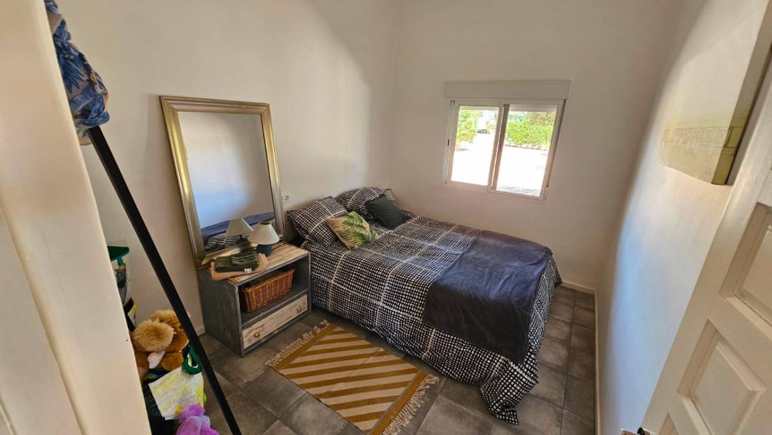 Sale - Commercial property - Sax - Sax Centro