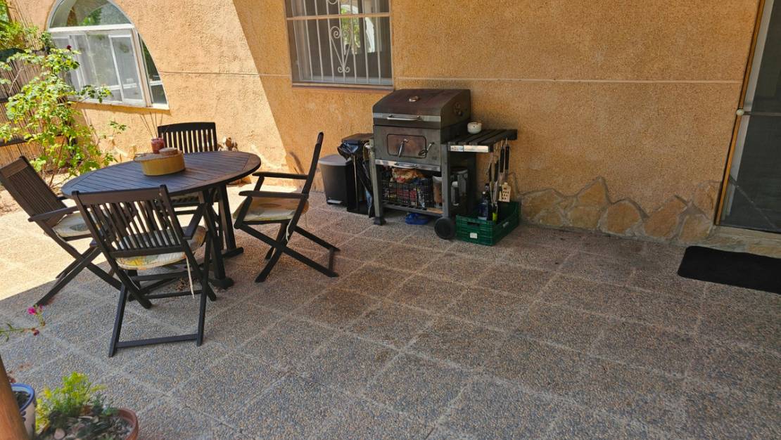 Sale - Commercial property - Sax - Sax Centro