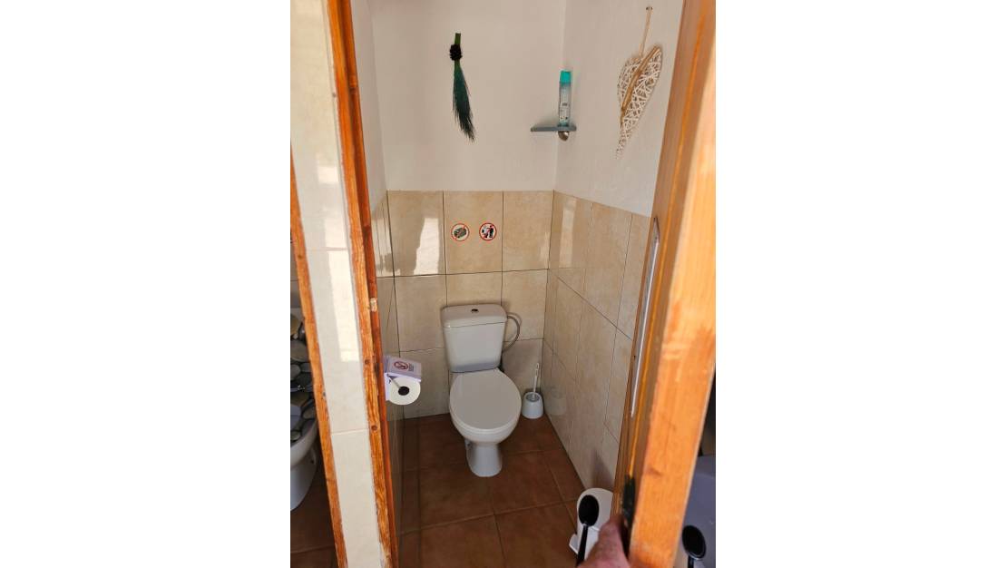 Sale - Commercial property - Sax - Sax Centro