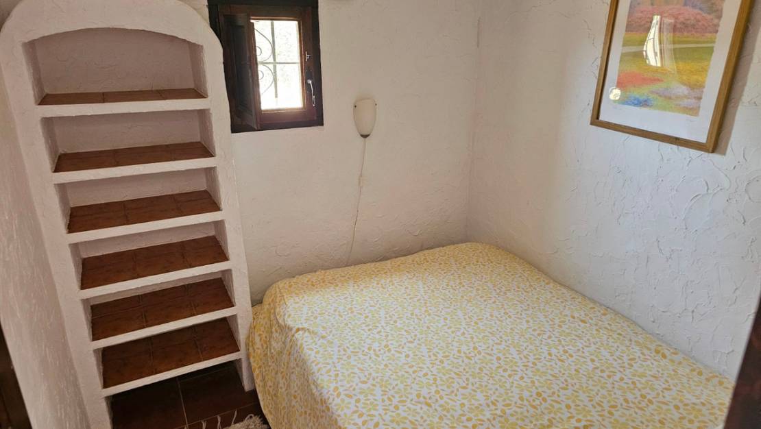 Sale - Commercial property - Sax - Sax Centro