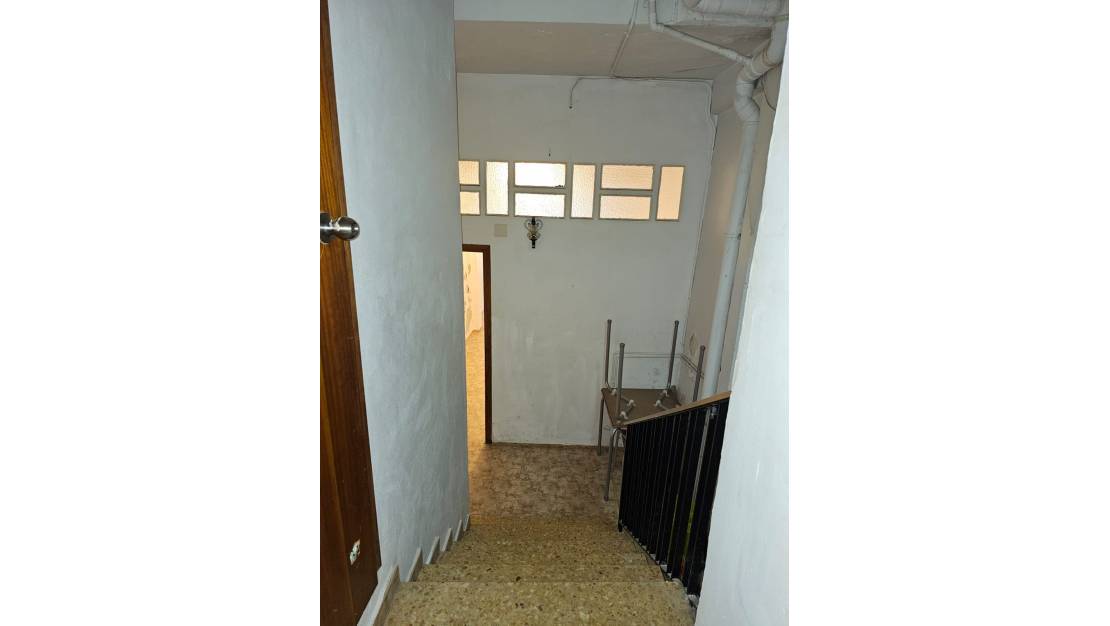 Sale - Commercial property - Teulada - Teulada Centro