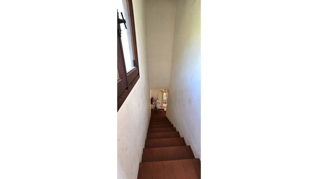 Sale - Commercial property - Teulada - Teulada Centro