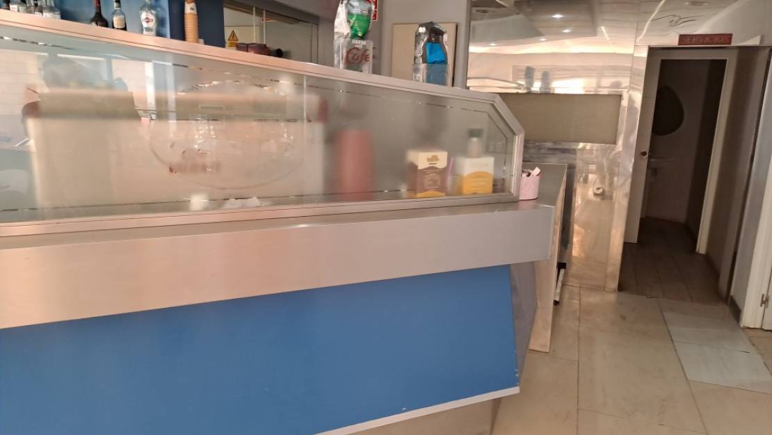 Sale - Commercial property - Torrevieja - La Mata