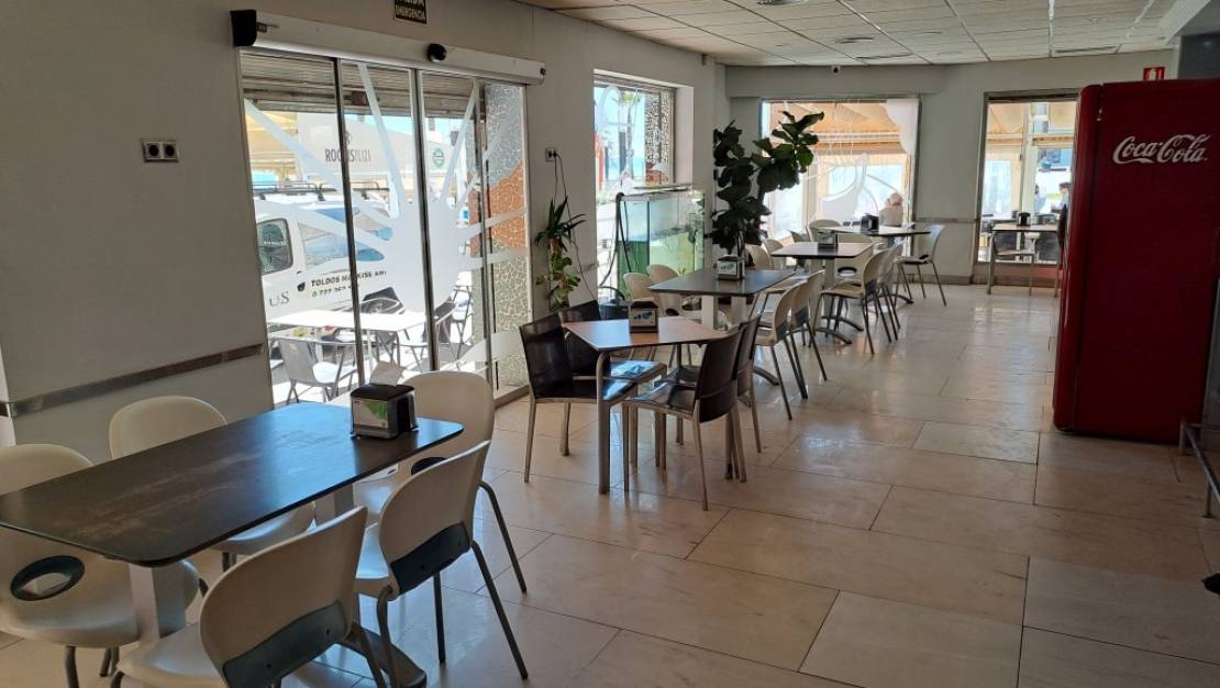 Sale - Commercial property - Torrevieja - La Mata