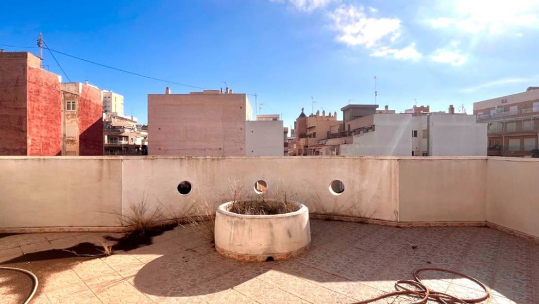 Sale - Commercial property - Torrevieja - Playa del Cura