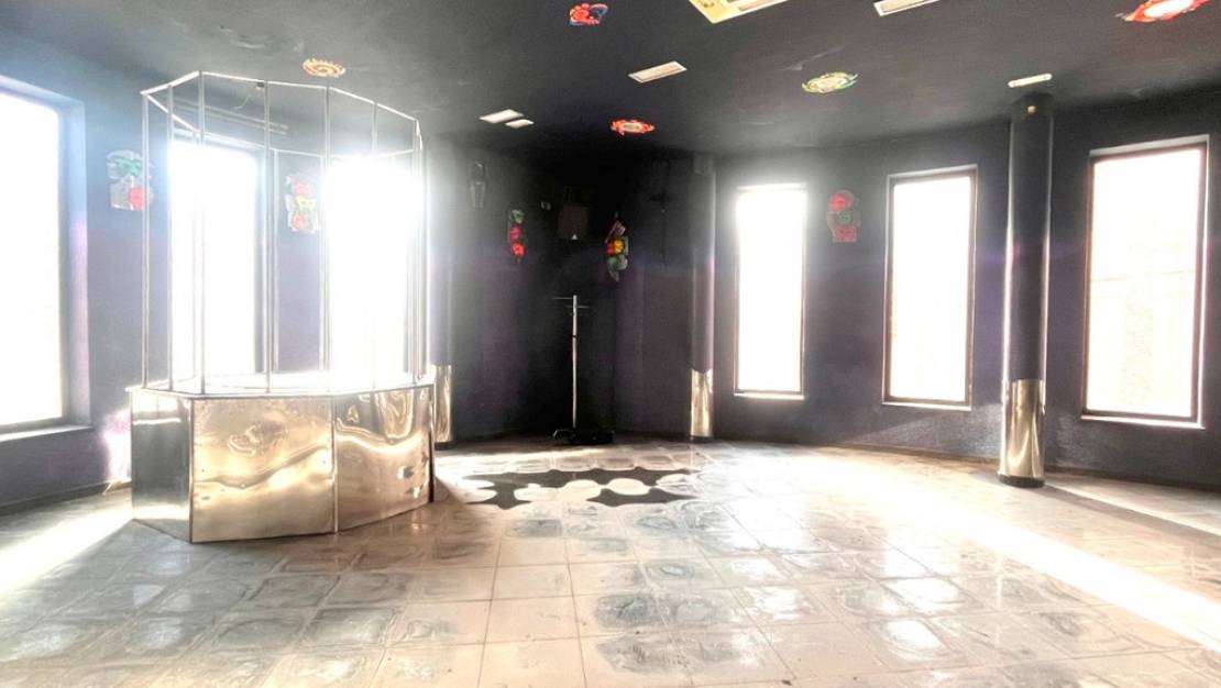 Sale - Commercial property - Torrevieja - Playa del Cura