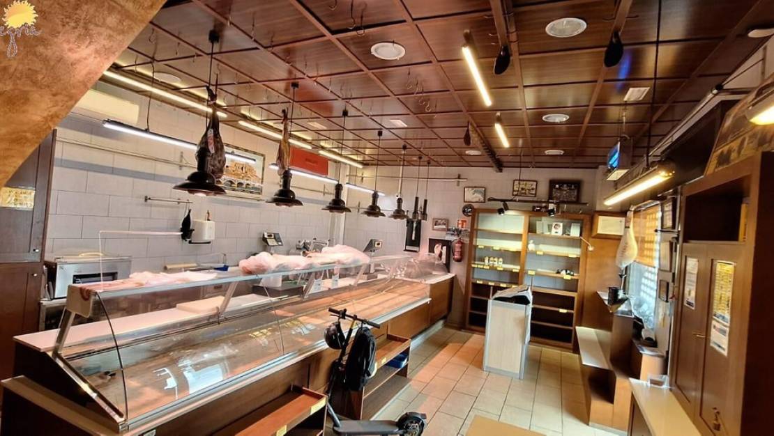 Sale - Commercial property - Torrevieja - Torrevieja Centro