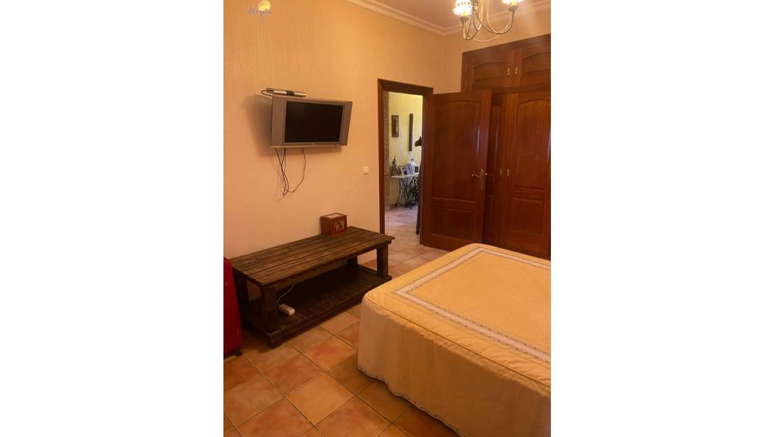 Sale - Commercial property - Torrevieja - Torrevieja Centro