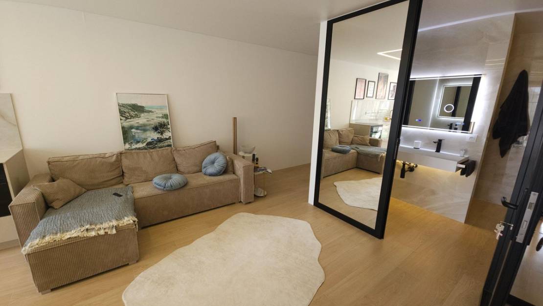 Sale - Commercial property - Torrevieja - Torrevieja Centro