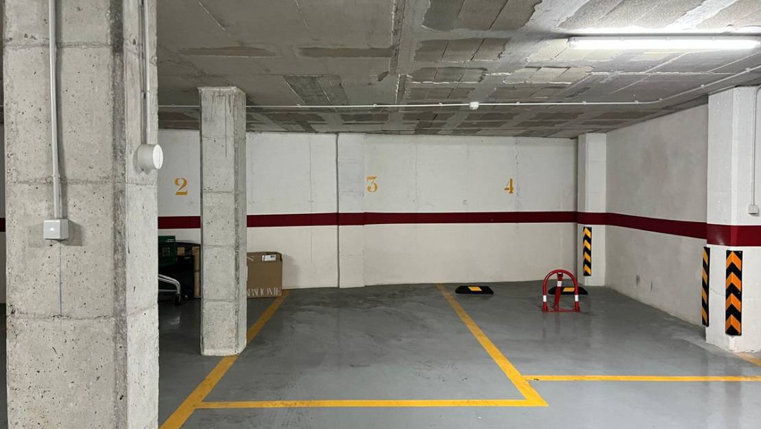 Sale - Commercial property - Torrevieja - Torrevieja Centro