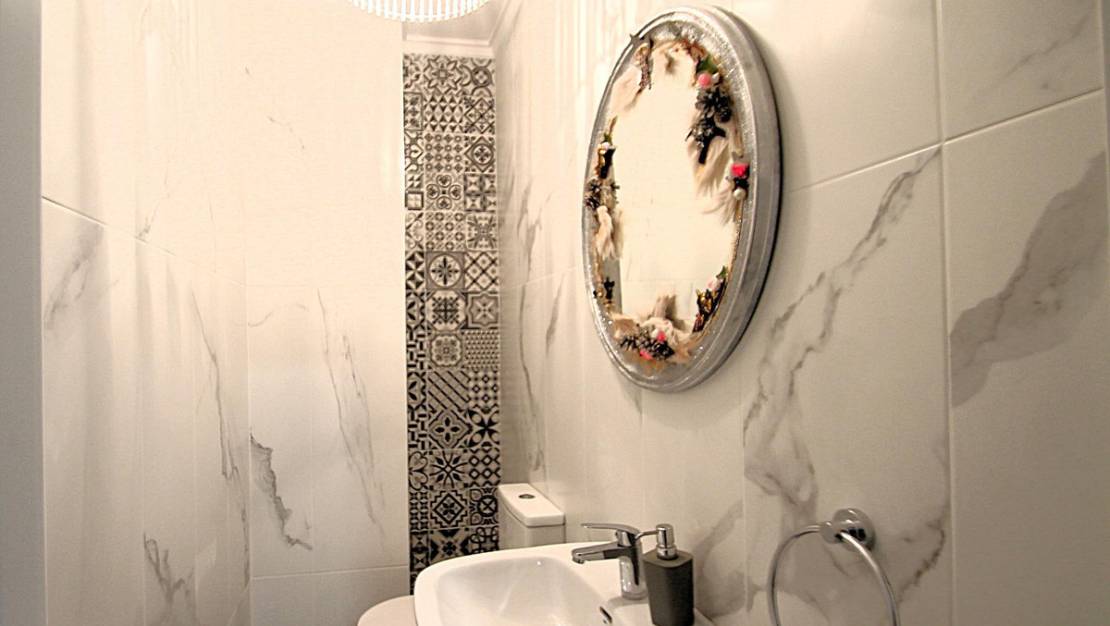 Sale - Commercial property - Torrevieja - Torrevieja Centro