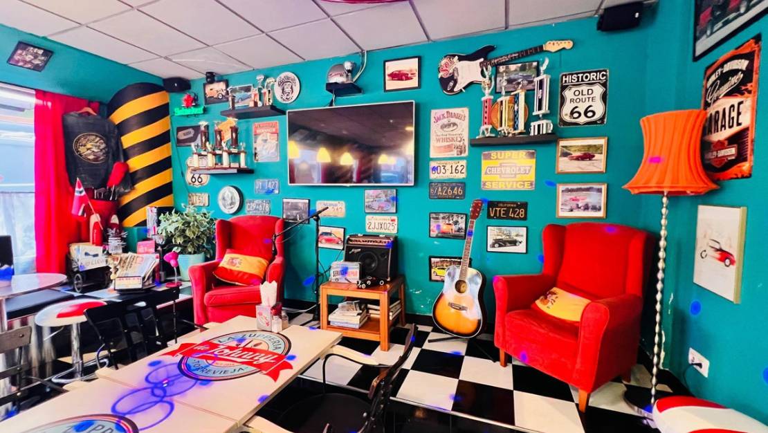 Sale - Commercial property - Torrevieja - Torrevieja Centro