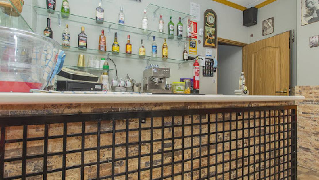 Sale - Commercial property - Torrevieja - Torrevieja Centro