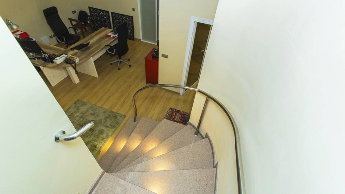 Sale - Commercial property - Torrevieja - Torrevieja Centro