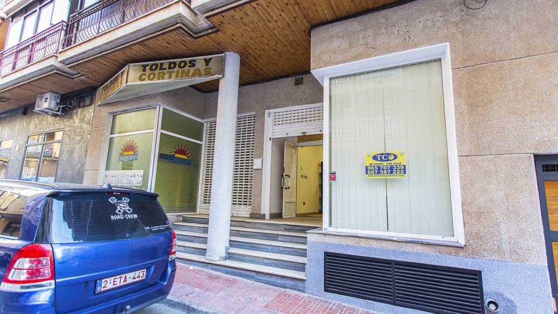 Sale - Commercial property - Torrevieja - Torrevieja Centro