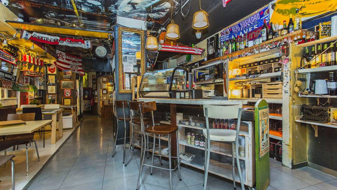 Sale - Commercial property - Torrevieja - Torrevieja Centro