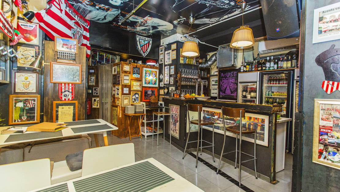 Sale - Commercial property - Torrevieja - Torrevieja Centro