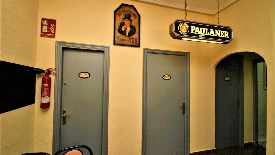 Sale - Commercial property - Torrevieja - Torrevieja Centro