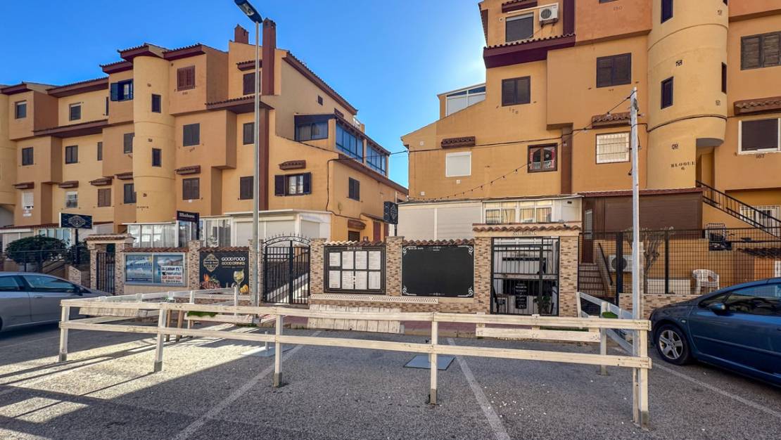 Sale - Commercial property - Torrevieja - Torrevieja Centro