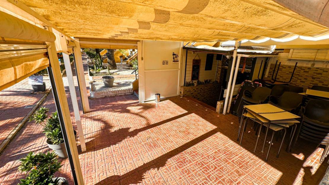 Sale - Commercial property - Torrevieja - Torrevieja Centro