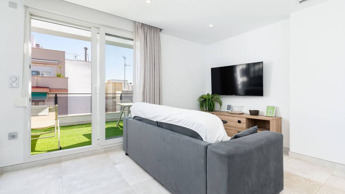 Sale - Commercial property - Torrevieja - Torrevieja Centro