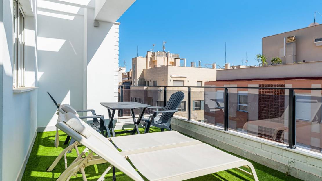 Sale - Commercial property - Torrevieja - Torrevieja Centro