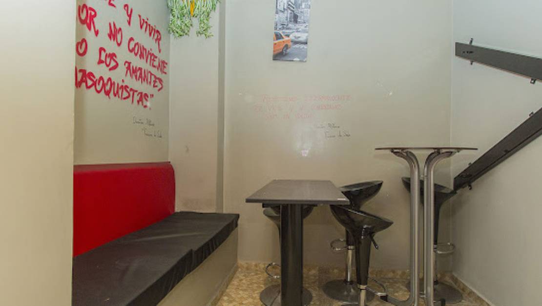 Sale - Commercial property - Torrevieja - Torrevieja Centro