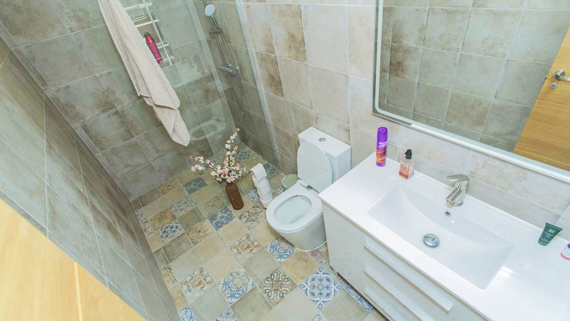 Sale - Commercial property - Torrevieja - Torrevieja Centro