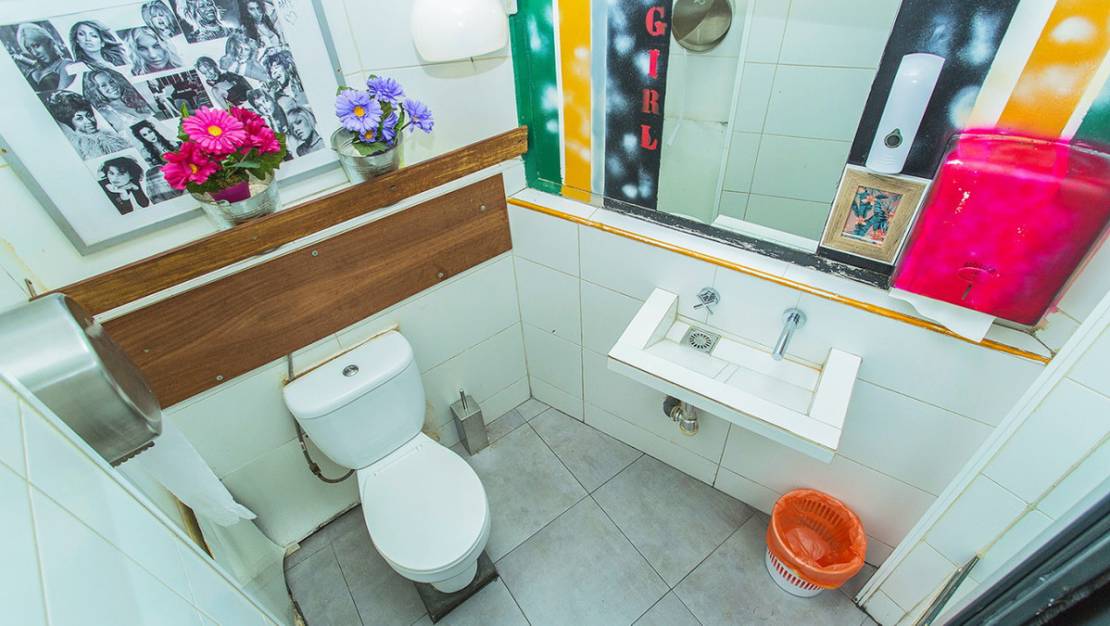 Sale - Commercial property - Torrevieja - Torrevieja Centro