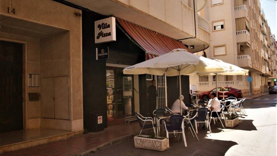 Sale - Commercial property - Torrevieja - Torrevieja Centro