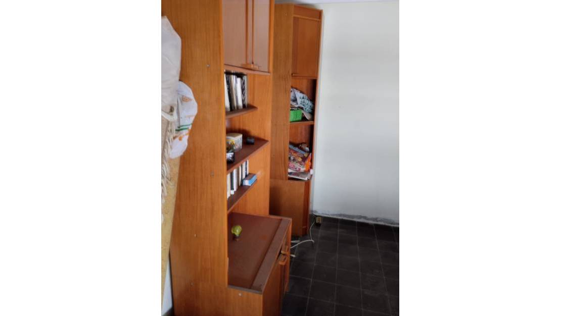 Sale - Commercial property - Torrevieja - Torrevieja Centro