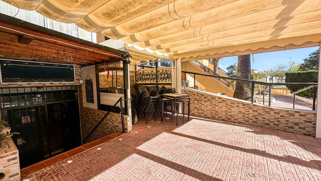 Sale - Commercial property - Torrevieja - Torrevieja Centro